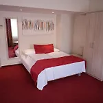 Hotel Roedelheimer Hof - Am Wasserturm 3*