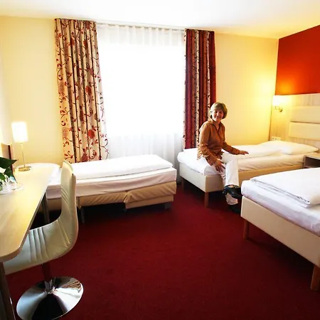 Rödelheimer Hof - Am Wasserturm Hotell 3*