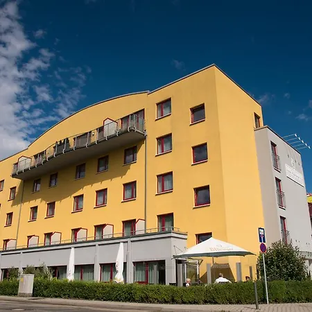 Hotel Roedelheimer Hof - Am Wasserturm 3*