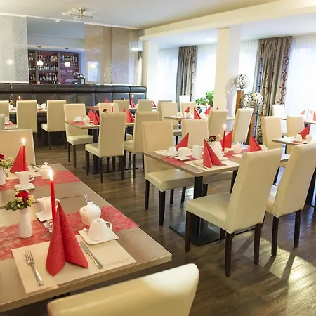 Rödelheimer Hof - Am Wasserturm 3* Frankfurt am Main