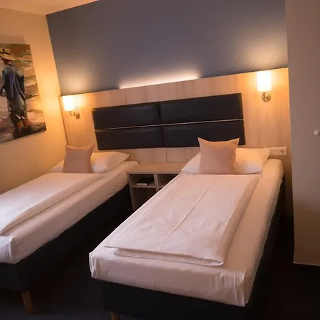 Hotell Rödelheimer Hof - Am Wasserturm 3*