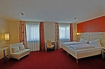 Roedelheimer Hof - Am Wasserturm Hotel 3*