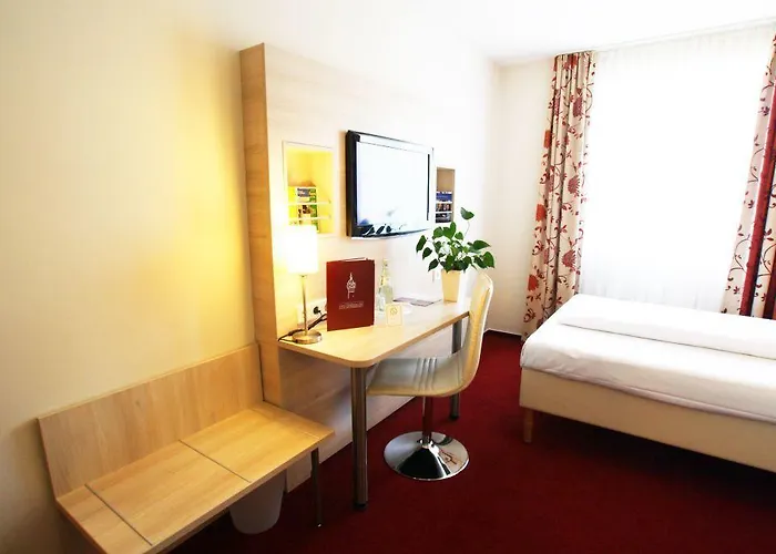 Roedelheimer Hof - Am Wasserturm Hotel 3*