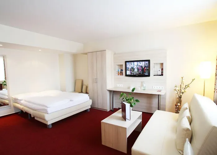 Roedelheimer Hof - Am Wasserturm 3*