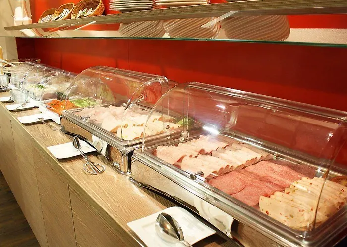 Roedelheimer Hof - Am Wasserturm 3*